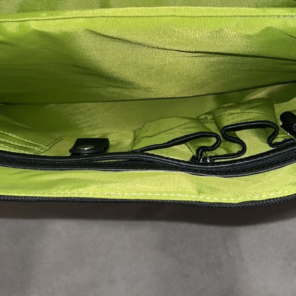 Ossington black messenger